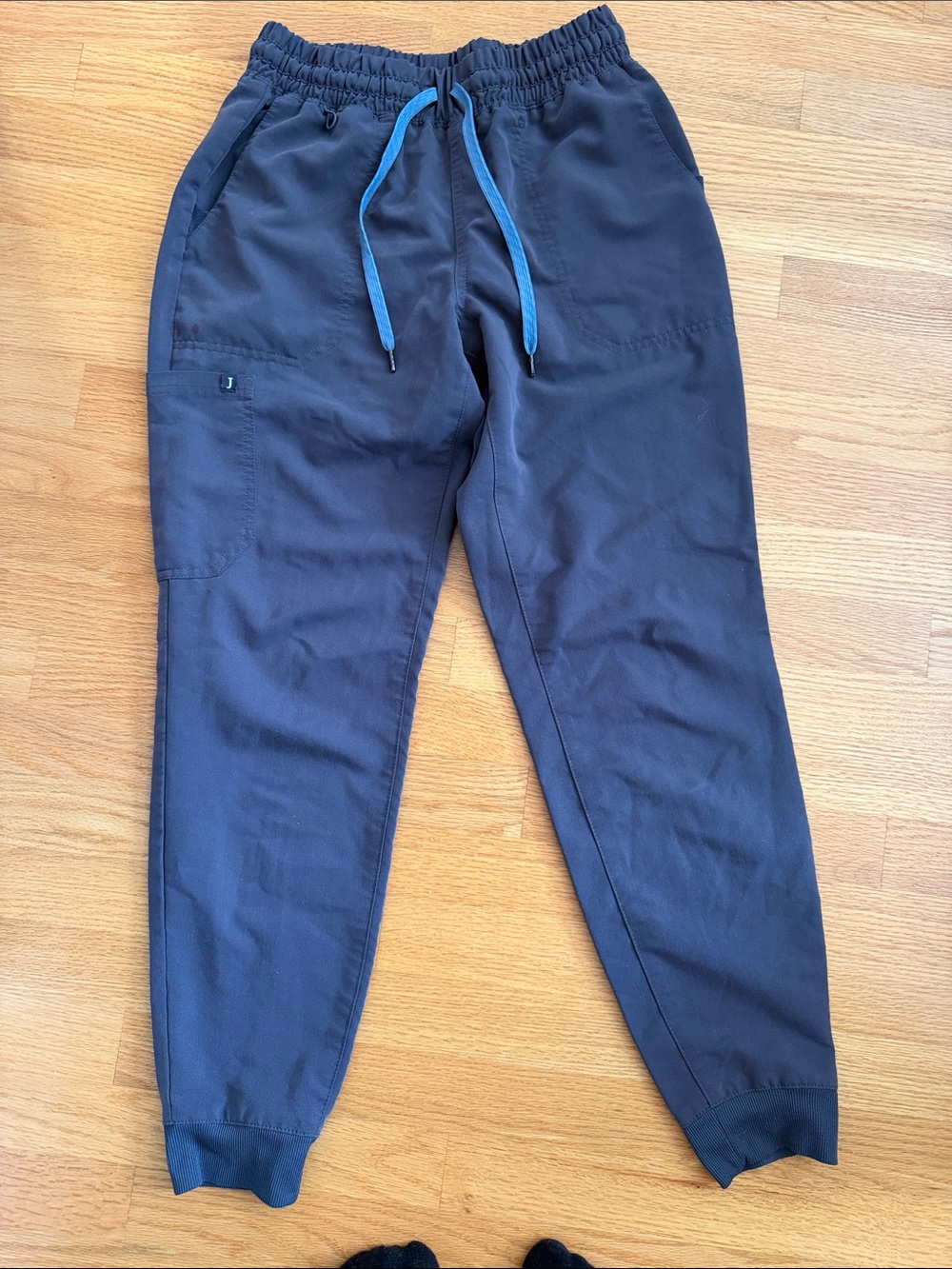 JAANUU Scrub Pants with Contrast Drawstring
